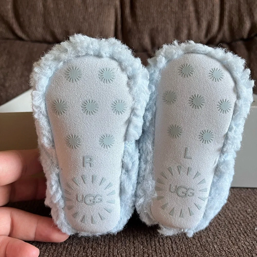NIB UGG I Bixbee Infant Sherpa Boots Size 02/03 (6-12 Months)